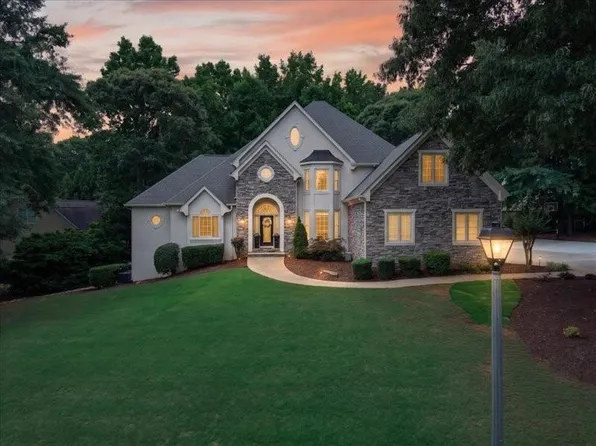 304 Tempest Dr, Peachtree City, GA 30269