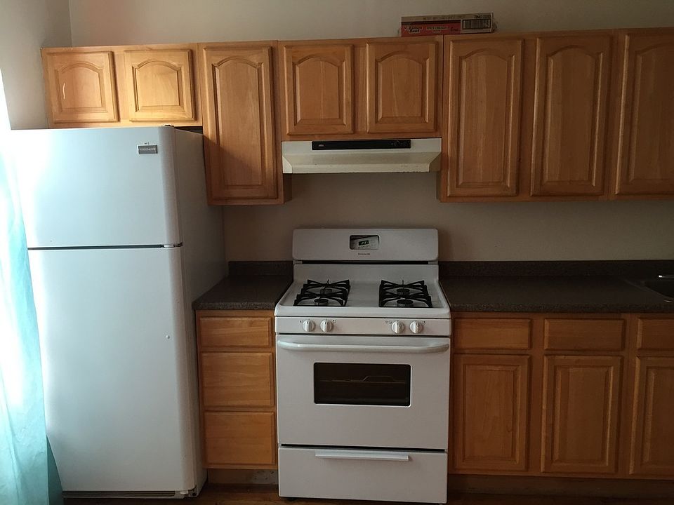 1st image of 171 E 116th St APT 4