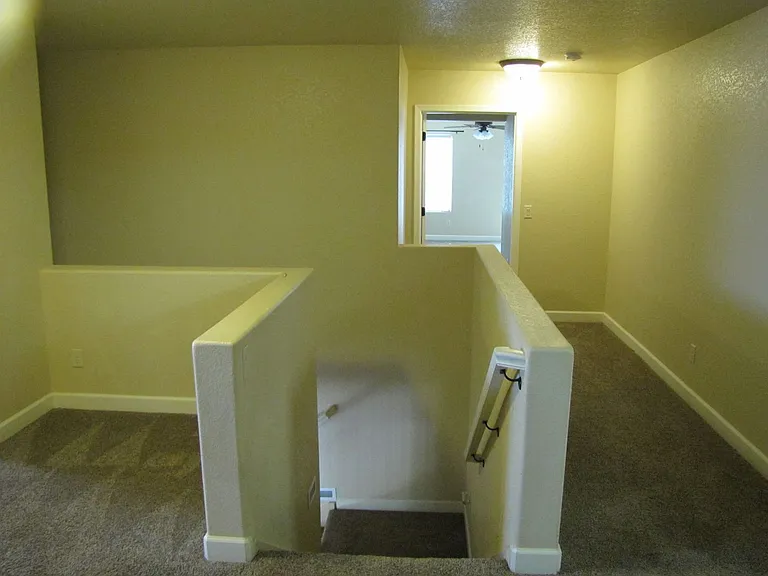1059 Wagner Pl — Photo 23