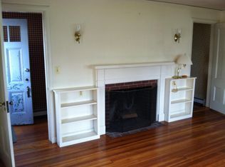 30 Summer St, Bristol, RI 02809