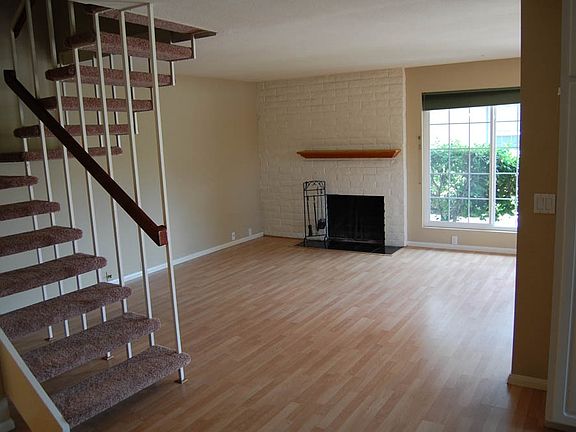 4th image of 9460 Caminito Cabana