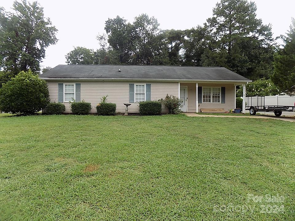1st image of 728 Smyre Dr