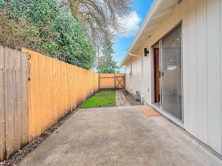 33767 SE Santosh St — Photo 17