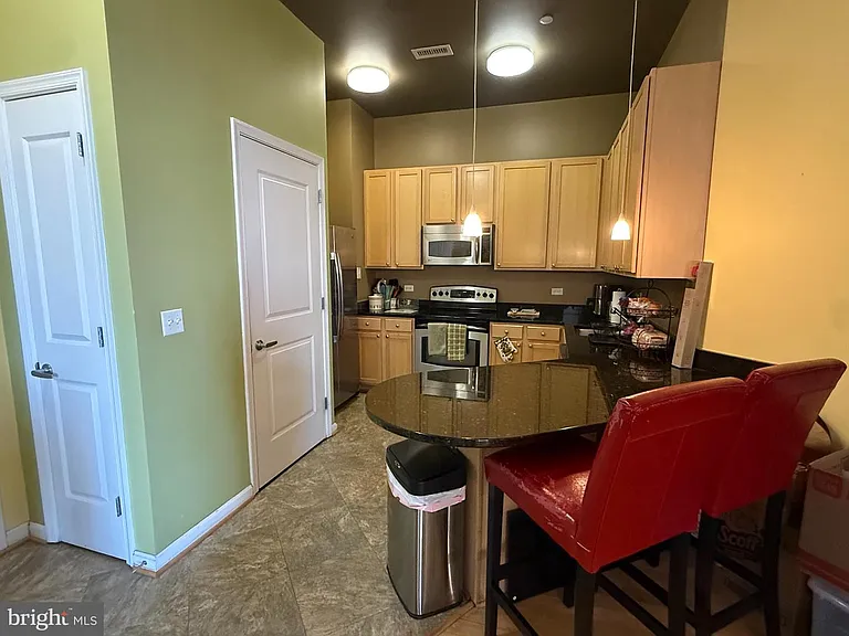 2720 S Arlington Ml #403 — Photo 6