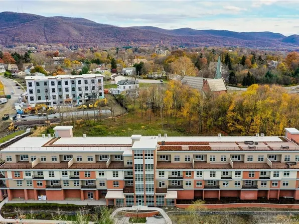 30 Beekman St Unit 113, Beacon, NY 12508