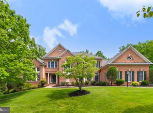 5448 Marlstone Ln, Fairfax, VA 22030
