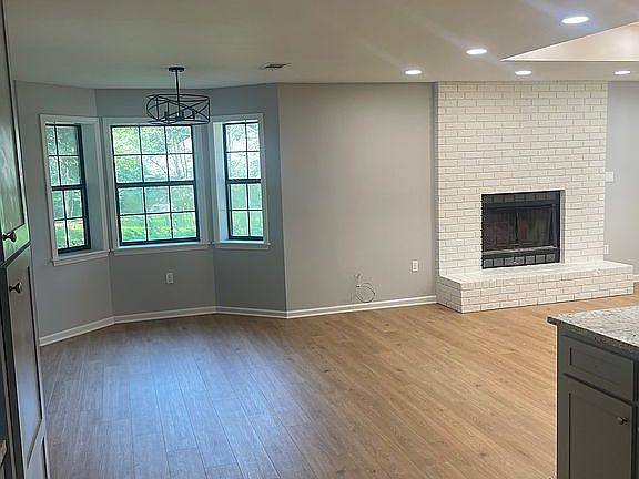 After:  Breakfast Nook