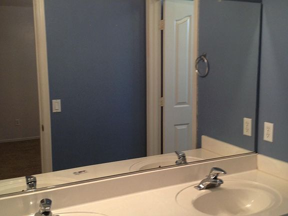 3rd image of 12422 W Flores Dr