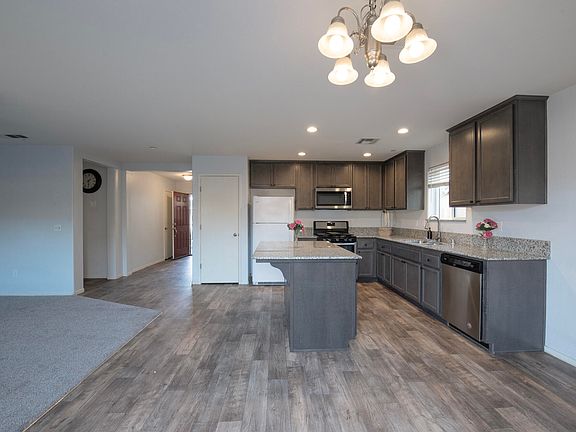 3rd image of 2149 E Sweet Avenue