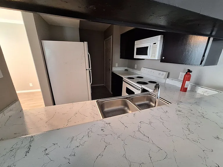 Island Bay Resort Apartments — Photo 90