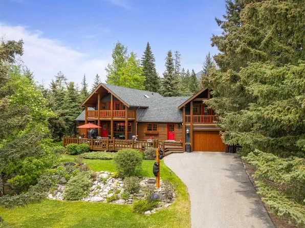 216 SW Bow River Dr, Bighorn No. 8, AB T1W 2W2