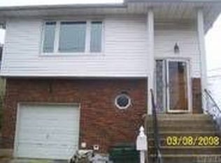 1300 O St, Elmont, NY 11003