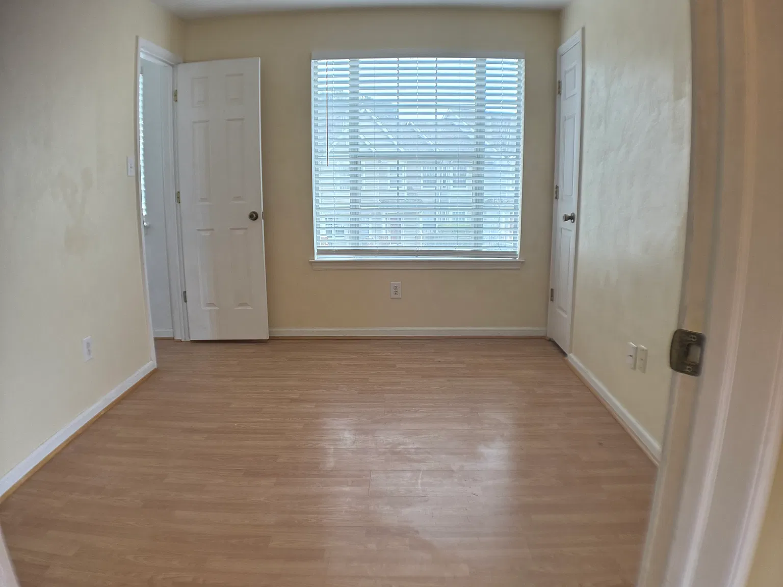 3 bed, 1509 sqft, $2,100 — Photo 1