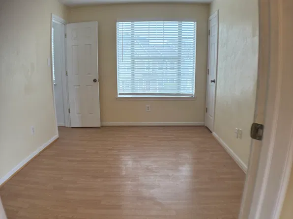 6243 Wailes Ave, Norfolk, VA 23502