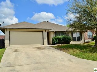 2111 Bentwood Dr, New Braunfels, TX 78130