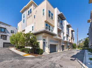 536 E Imperial Ave, El Segundo, CA 90245