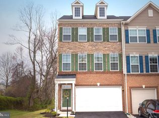 9104 Belo Gate Dr, Manassas Park, VA 20111