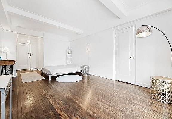3rd image of 10 Park Ave #14S