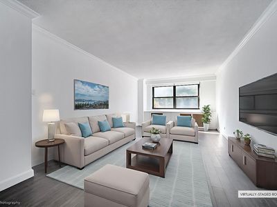 3960 54th St APT 2S, Flushing, NY, 11377