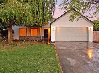 395 E Spring Ln, Lemoore, CA 93245