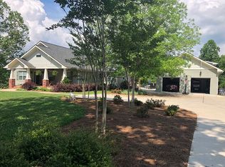 1114 Pinyan Ln, Canton, GA 30115