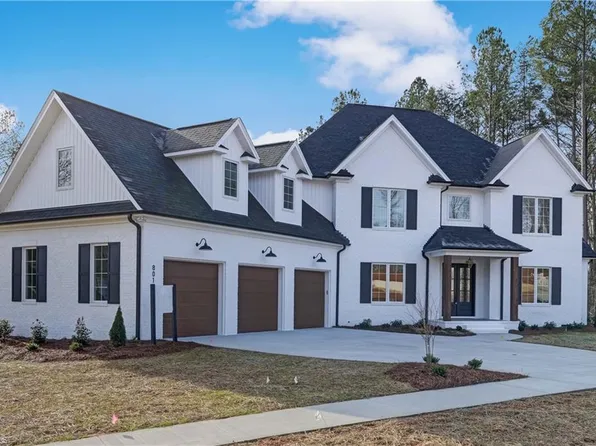 8011 Cranston Ct, Oak Ridge, NC 27310