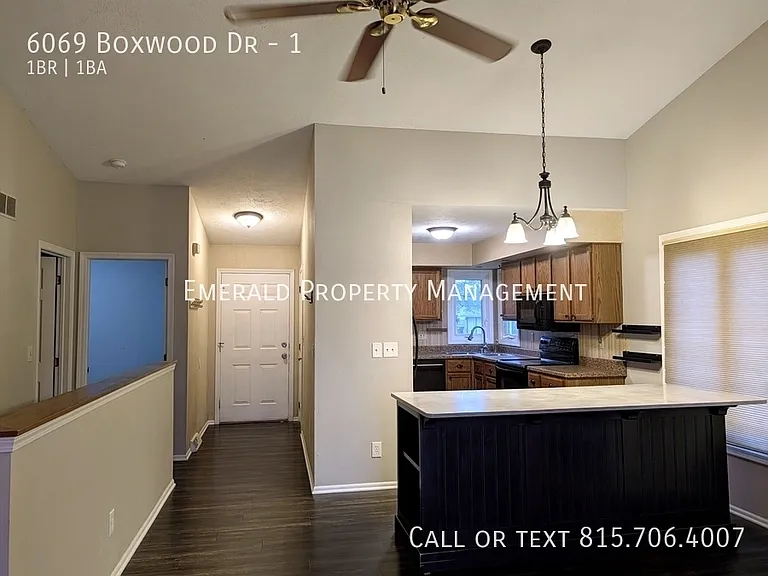 6069 Boxwood Dr #1 — Photo 3