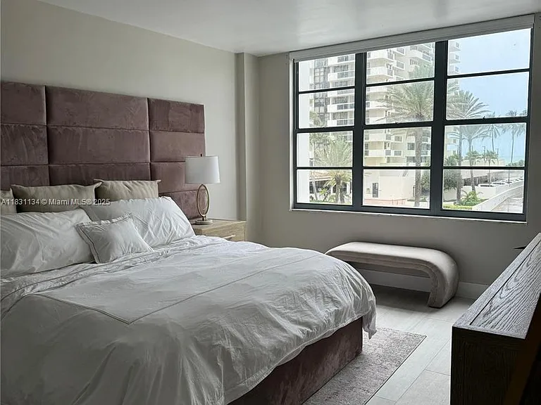 5700 Collins Ave #3C — Photo 10