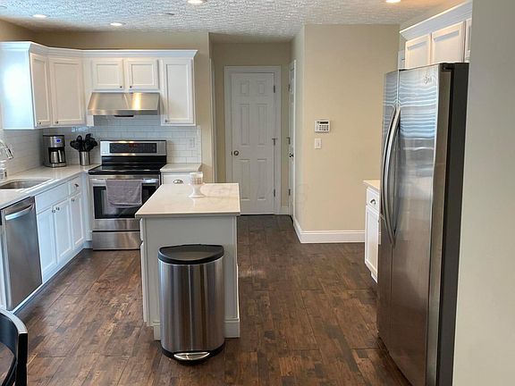 4th image of 8046 Lazelle Woods Dr