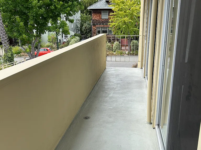 2612 Webster St #7 — Photo 6