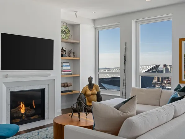 1111 W River Pkwy #24A, Minneapolis, MN 55415