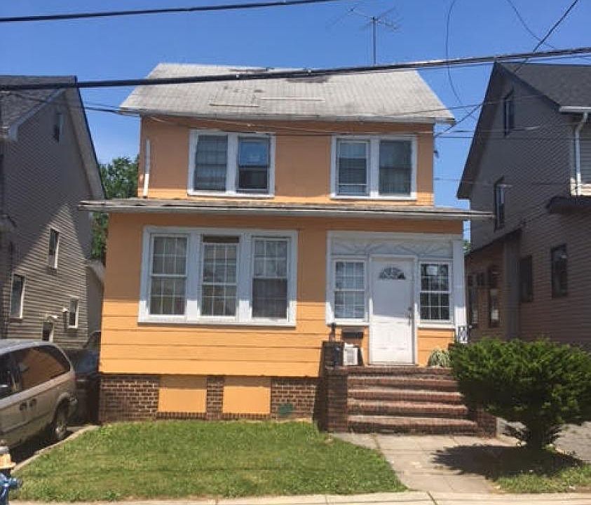 1st image of 14 Laventhal Ave #16