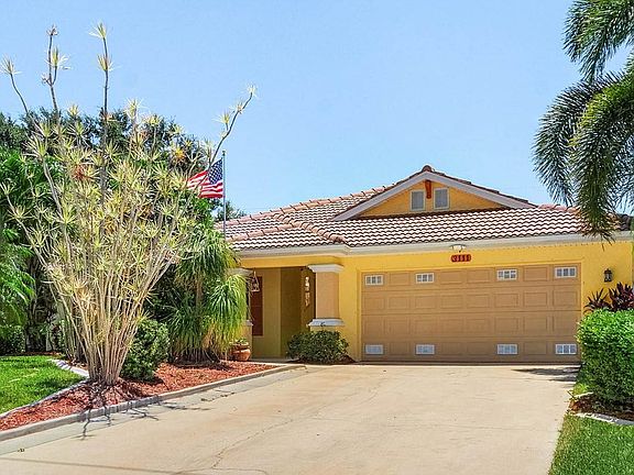 3rd image of 3111 SW 20th Ave
