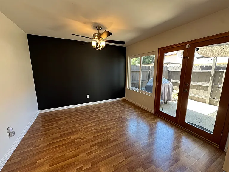 27572 Rondell St — Photo 3
