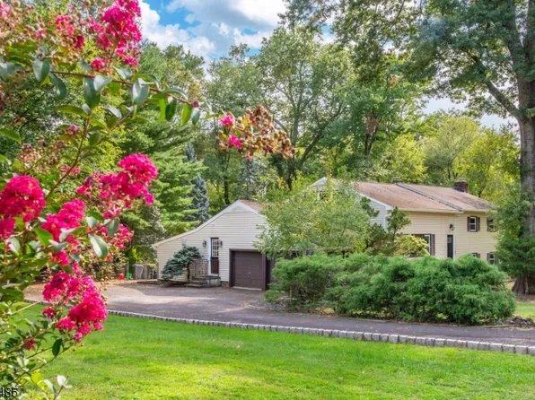 3 Crestwood Dr, Bridgewater Twp., NJ 08807
