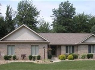 143 Saint Andrews, Cortland, OH 44410