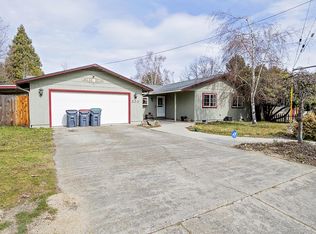 550 Holmes Ave, Medford, OR 97501