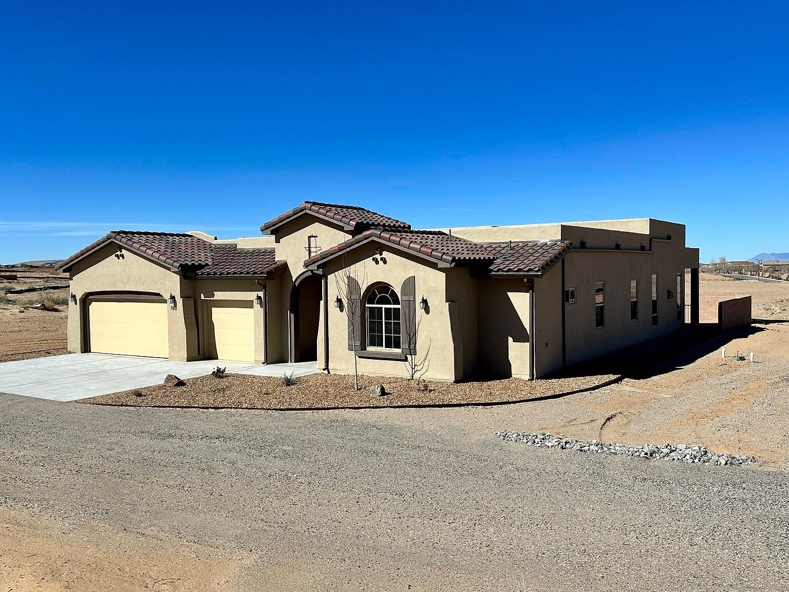 1001 Vista De Bosque SW, Los Lunas, NM 87031 Zillow