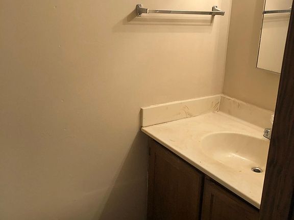 2nd image of 901 Gaskin Ave N #1-10