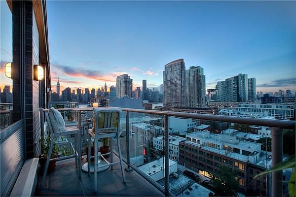 2nd image of 549 Borden Ave APT 12F