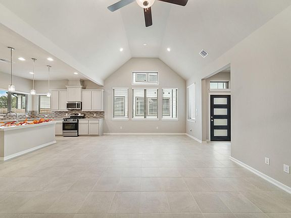 5th image of 9411 Starlight Oak Dr