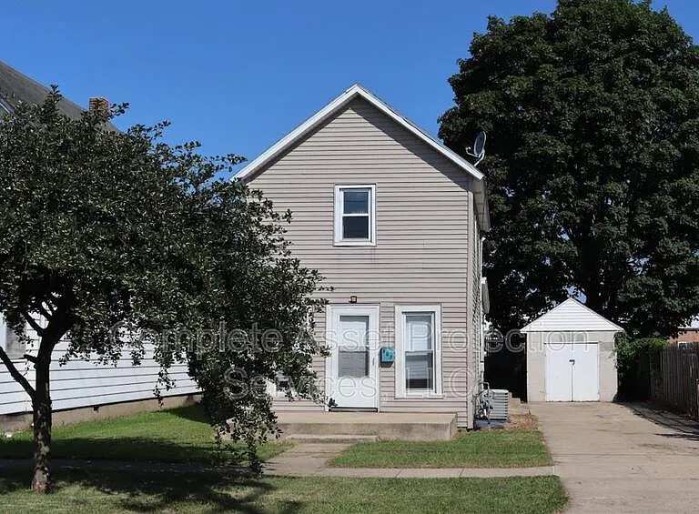 307 Washington St — Photo 1
