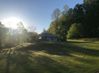 926 Buff Crk, Hurricane, WV 25526