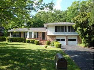 803 Forrest Heights Dr SE, Huntsville, AL 35802
