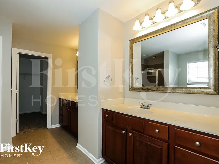 1490 Scenic View Trce — Photo 7