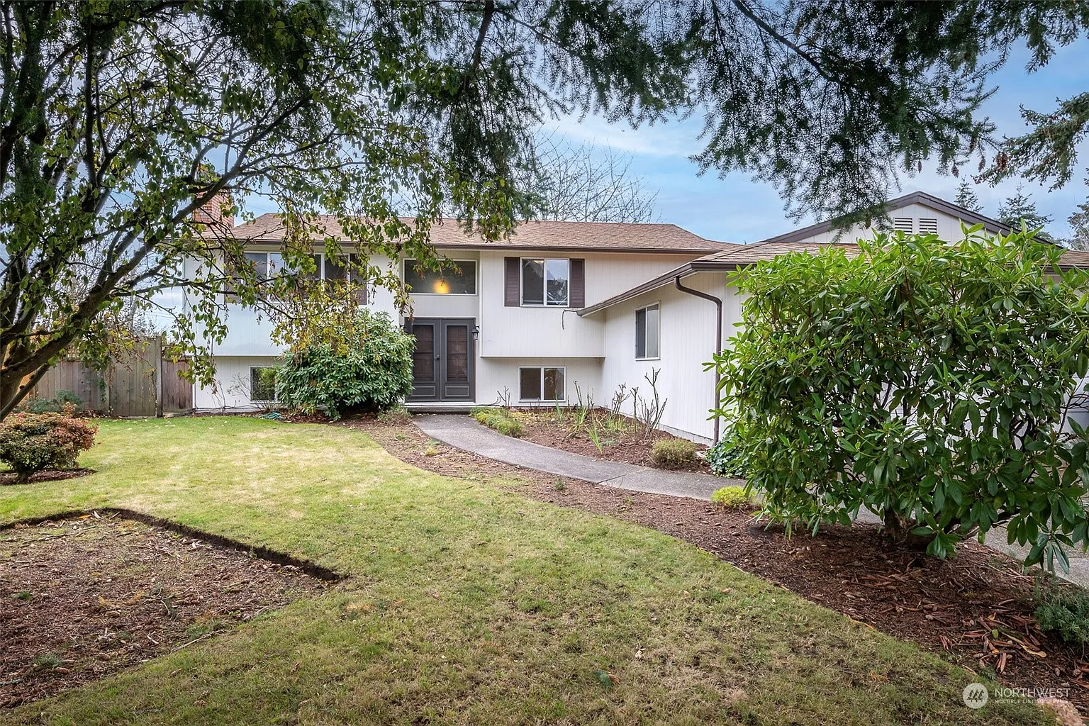 10718 103rd Street SW photo 1