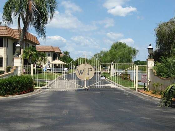 1st image of 10194 Seminole Island Dr