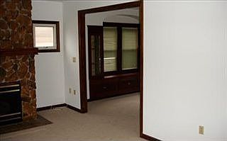 5th image of 4737 E 90th St