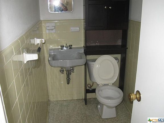 5th image of 309 Crystal Dr