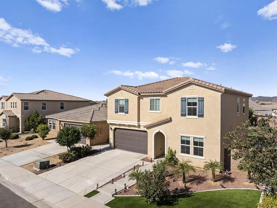 1st image of 34523 Running Canyon Dr